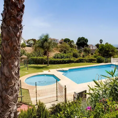 Casa vacanze Inviting Holiday In With Swimming Pool