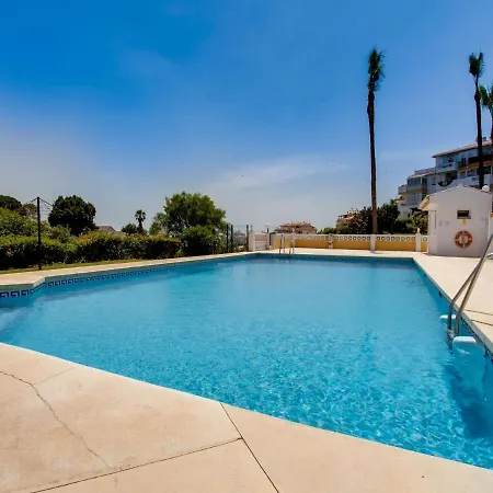Casa vacanze Inviting Holiday In With Swimming Pool *