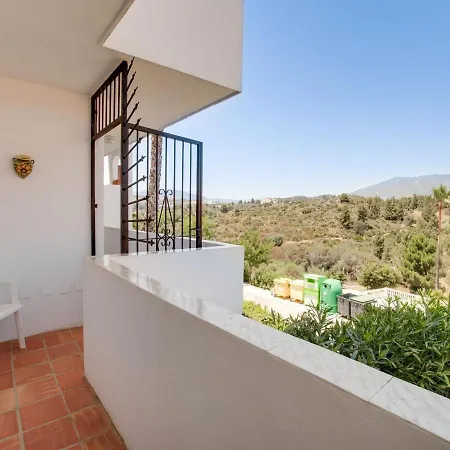 Inviting Holiday In With Swimming Pool Mijas