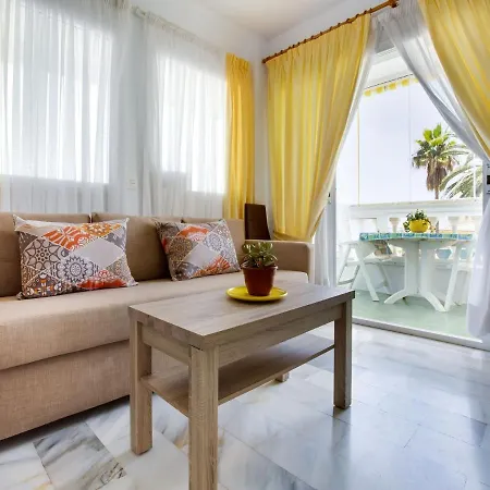 Casa vacanze Inviting Holiday In With Swimming Pool *