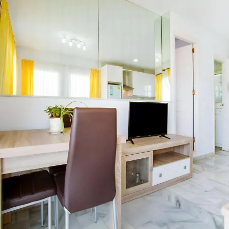 Casa vacanze Inviting Holiday In With Swimming Pool *